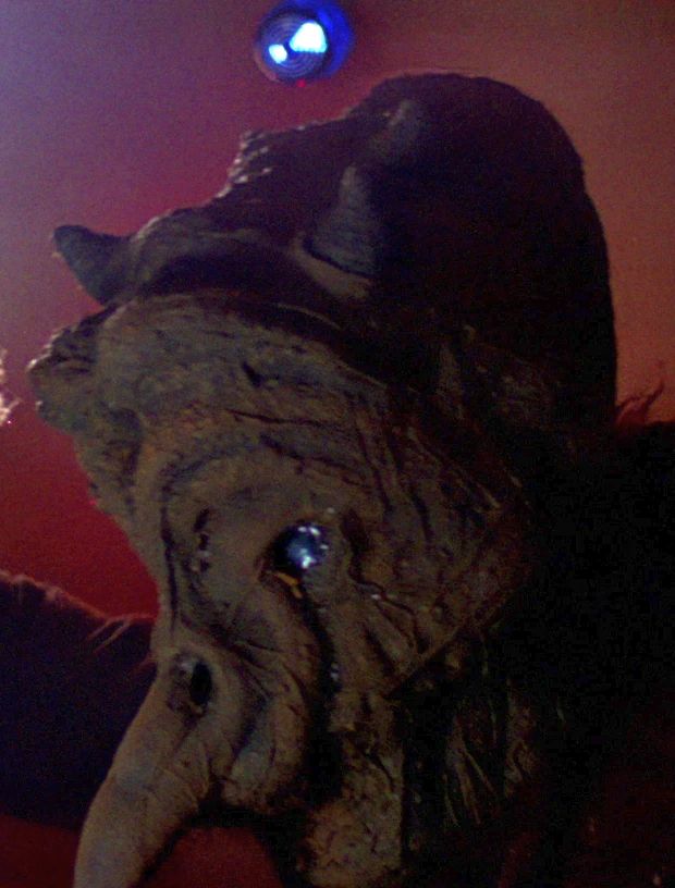 M-iiyoom Onith (Hnemthe Seductress)